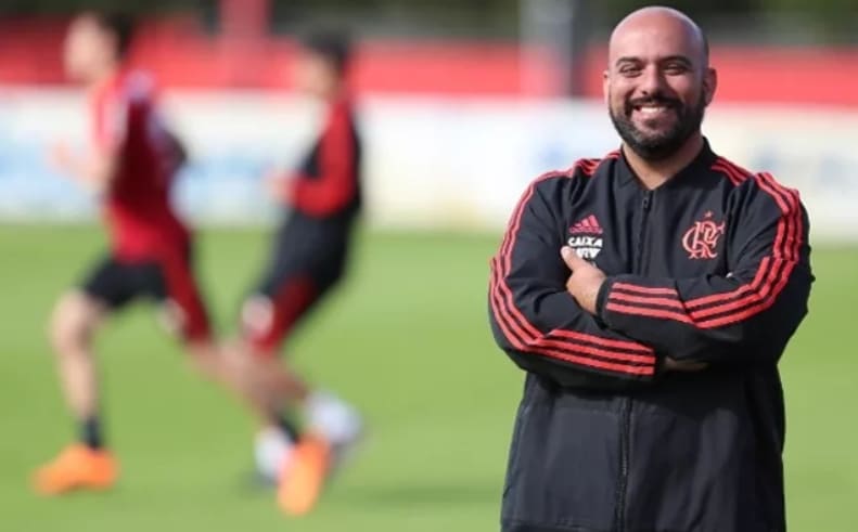 Flamengo não leva psicólogo para Florida Cup e diminui tempo de trabalho mental na pré-temporada