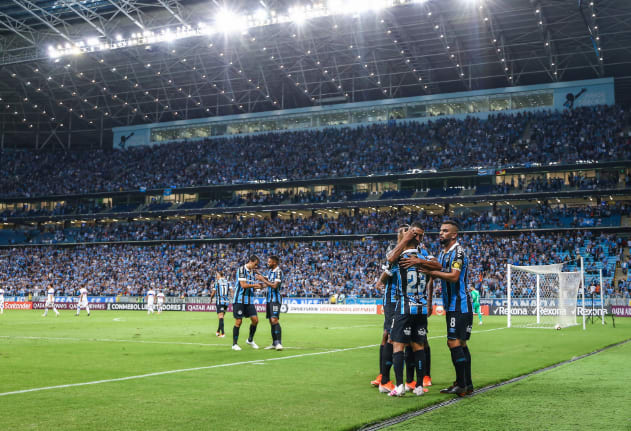 Grêmio vence o Universidad Católica e confirma classificação na Libertadores