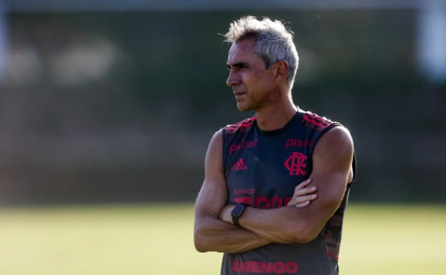 Paulo Sousa publica carta nas redes sociais dedicada aos torcedores do Flamengo