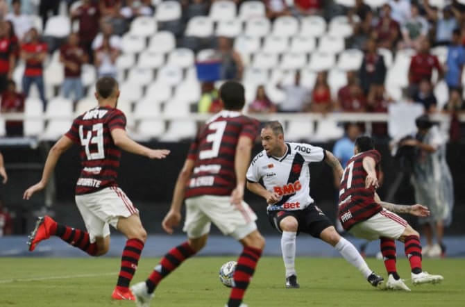 Vasco e Flamengo dividem prejuízo de R 330 mil em final no Nilton Santos