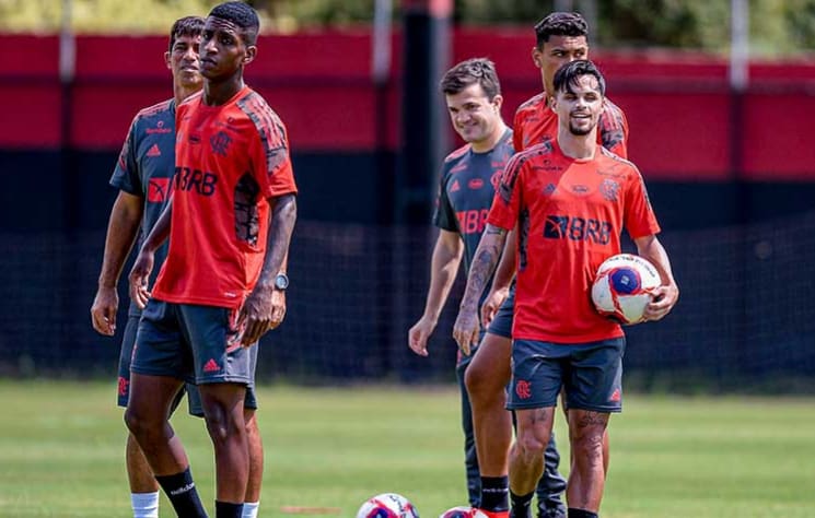 Flamengo divulga relacionados para o clássico contra o Botafogo