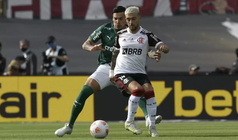 Palmeiras já superou Vasco como maior rival do Flamengo?