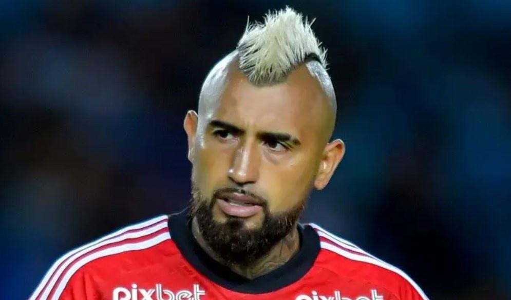 Vai sair? Vidal recebe comunicado sobre proposta para deixar Flamengo e dar adeus