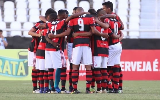 Flamengo tem dois desfalques contra o Paraná