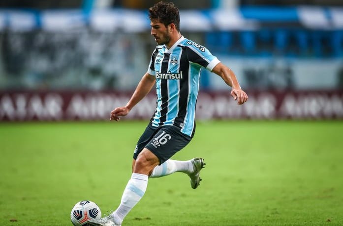 Web não perdoa rebaixamento do Grêmio para Série B; veja os