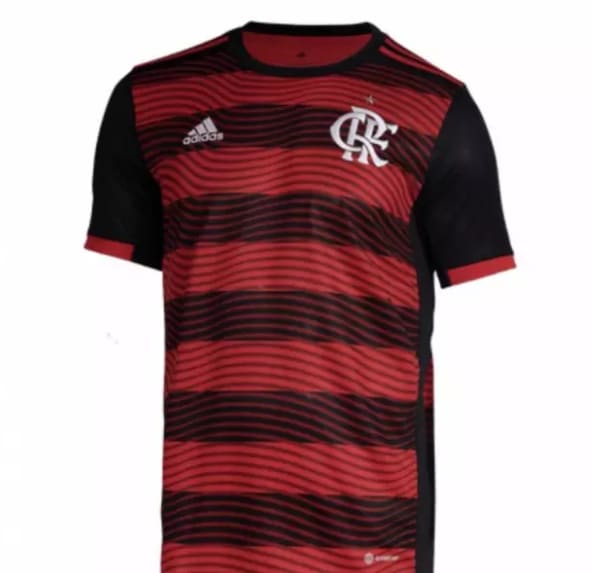 Torcida do Flamengo detona nova camisa: Nem Diego salvou