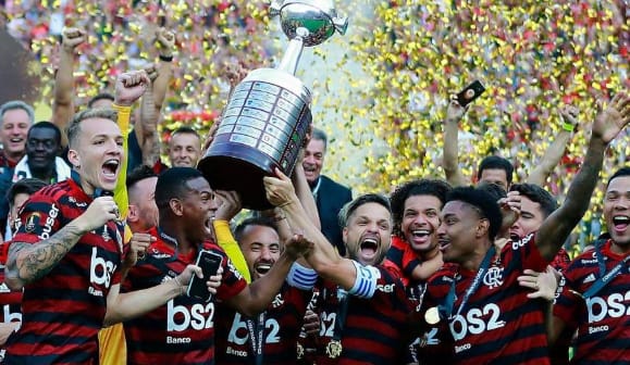 Brasileirão volta com Flamengo como favorito