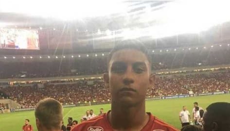 Ferido em incêndio no Flamengo, Francisco Dyogo volta a respirar com máscara de oxigênio