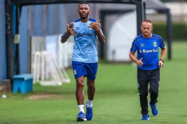 Paulo Miranda elogia adversários e diz que Grêmio tem tornado jogos “fáceis”