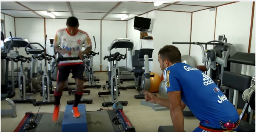 VÍDEO - Atletas rubro-negros fazem treino de coordenação e potência