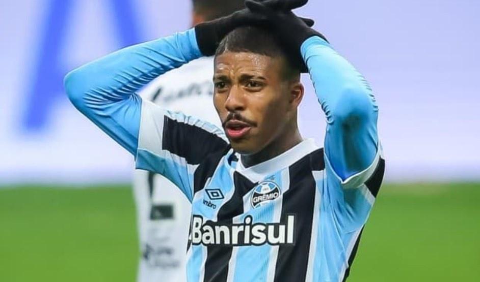 Jean Pyerre e R 250 mil/mês até dezembro viram assunto no Grêmio