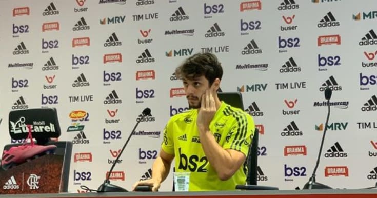 Rodrigo Caio minimiza desgaste e destaca comprometimento do elenco: “Assim se forma um time vencedor”