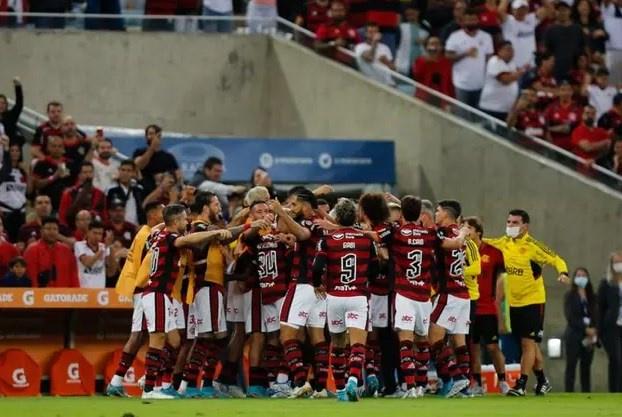 Flamengo termina a fase de grupos da Libertadores com a terceira melhor campanha geral