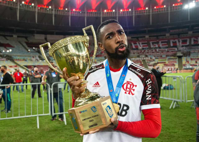 Olympique retoma força-tarefa para tirar Gerson do Flamengo