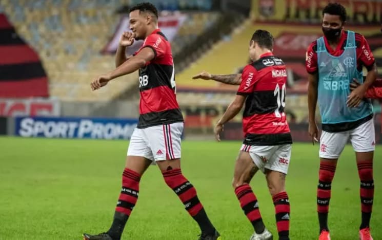 Jornalista exalta Rodrigo Muniz em derrota do Flamengo: “Uma senhora atuação”