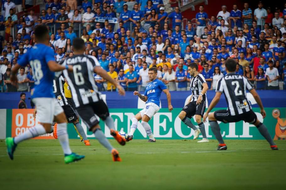 Garanta seu ingresso para o confronto entre Botafogo e Cruzeiro, no RJ