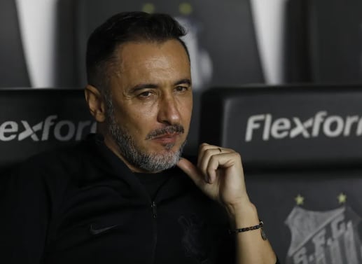 OPINIÃO: Vítor Pereira terá que rever certas posturas no Flamengo