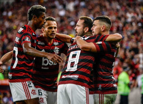 ENQUETE]: Para você, com goleada atrás de goleada este é o melhor Flamengo dos últimos dez anos?