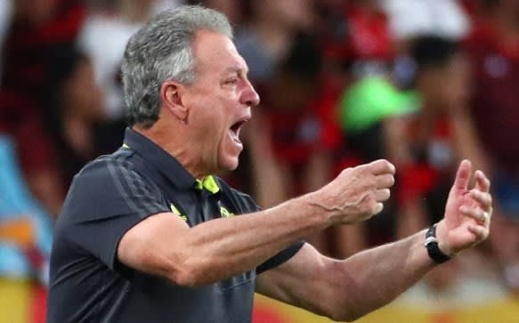 Abel Braga nega mágoa com a torcida do Flamengo: “Colocava 50 mil todo jogo, é soberana”