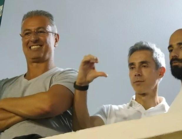 Paulo Sousa  oferece coração à torcida do Flamengo e suspira no fim