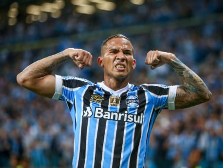 Gol do Grêmio! Jael abre o placar, 1 x 0