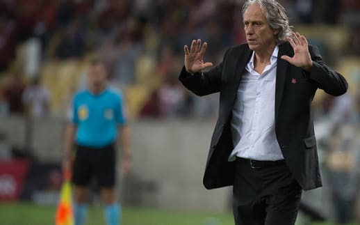 Jorge Jesus é o segundo técnico estrangeiro com mais rodadas na liderança do Brasileirão