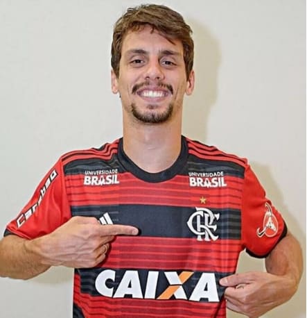 Rodrigo Caio é regularizado pelo Flamengo e está liberado para enfrentar o Bangu neste domingo