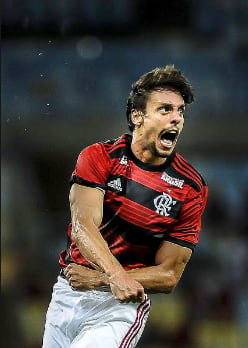 Rodrigo Caio vê Flamengo crescendo e elogia Rhodolfo: Nível de Seleção