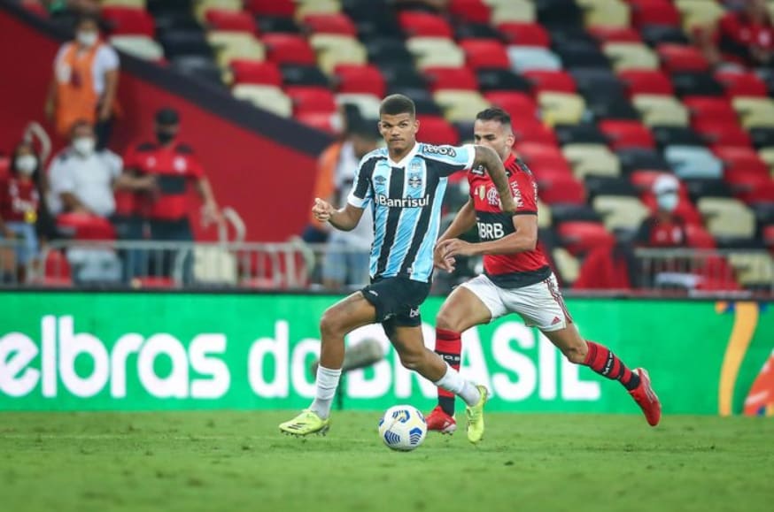 Mostrar meu futebol, Sarará espera um 2022 de afirmação pelo Grêmio