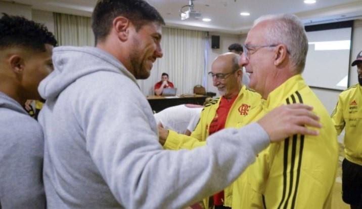 Diego Alves renova esperanças por sequência com a chegada de Dorival