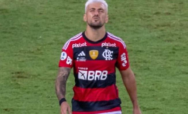 Como lesão de Arrascaeta, que será desfalque até maio, aumenta pressão nos bastidores do Flamengo