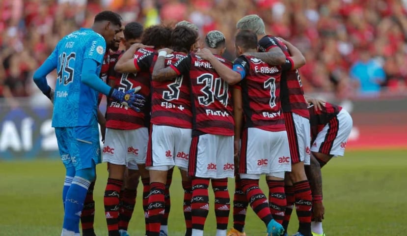 Com retorno de três jogadores, veja as opções para Dorival Júnior escalar o Flamengo contra o Internacional