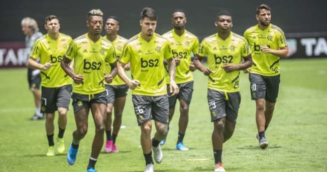 Flamengo e River passam por exame antidoping antes da final em Lima