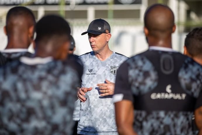 Veja como chega o Ceará para o duelo contra o Grêmio