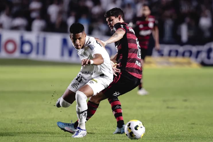 Ângelo, do Santos, é prioridade no Flamengo para a sequência pós-Mundial