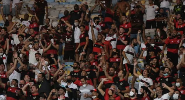 Com capacidade reduzida, veja como a torcida volta aos estádios