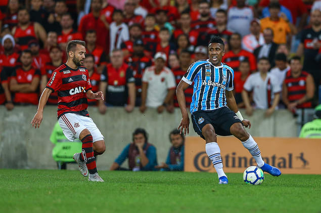 Cortez nega falha e explica gol do Flamengo: Bola quicou e me atrapalhou