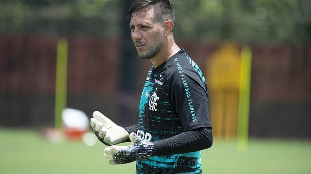 Diego Alves volta ao Flamengo contra o São Paulo, mas Gabigol é dúvida; confira provável escalação