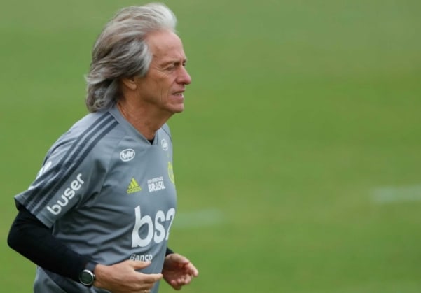 Felipe elogia trabalho de Jesus no Flamengo, mas coloca em dúvida se brasileiro teria o mesmo respaldo