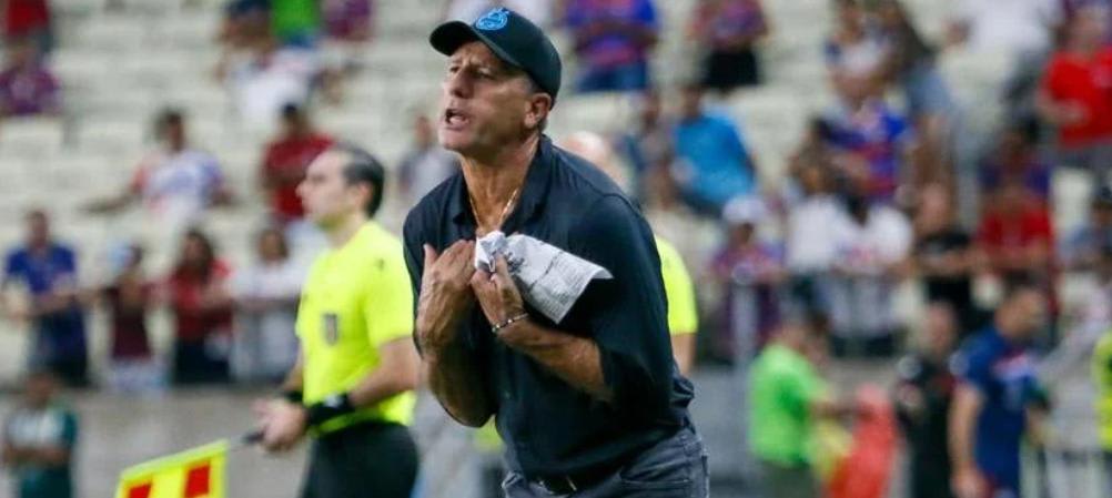 Xodós de Renato estão afundando o Grêmio