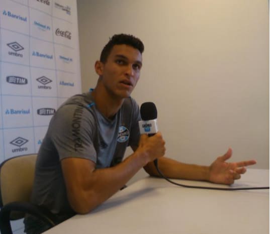 Volante do Grêmio entrega porque Felipão estava tão brabo no treinamento