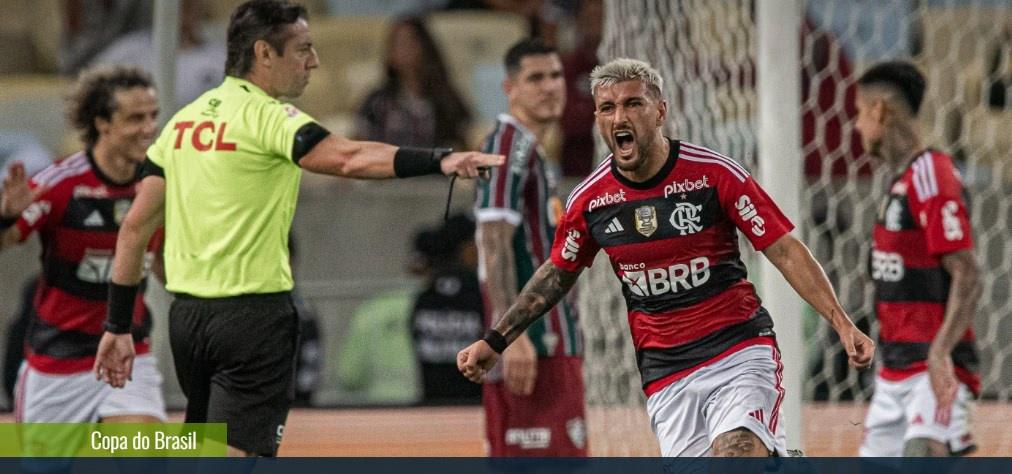 Flamengo vence Fluminense com gols de Arrascaeta e Gabriel e vai às quartas da Copa do Brasil