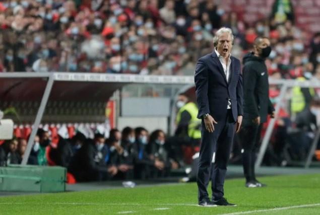 Pressão? Dirigentes do Flamengo só voltam para o Brasil após a data de Porto x Benfica decisivo para Jesus