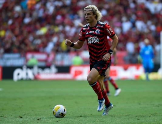 Flamengo tenta renovar com David Luiz, que tem contrato até o fim do ano