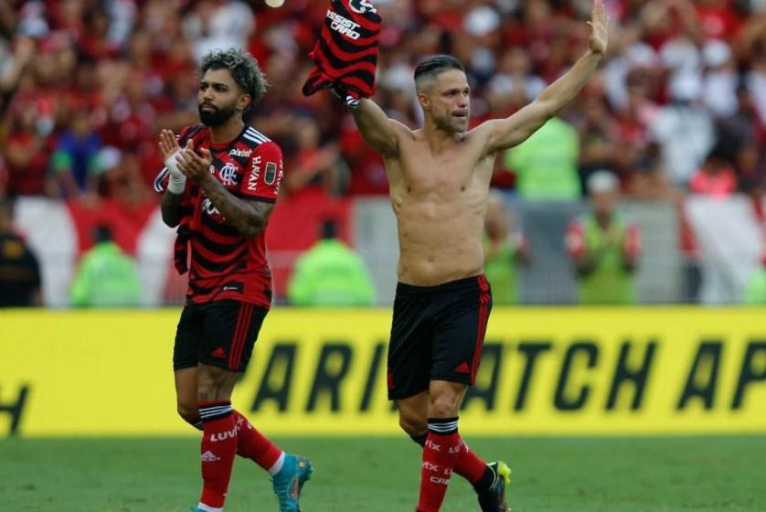 Agora aposentado, Diego Ribas agradece universo do futebol após última partida com a camisa do Flamengo