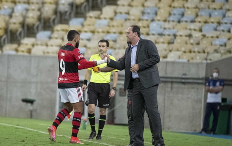 Delegado do jogo entre Flamengo e Unión La Calera relata discussão com Gabigol: Vamo é o c..., deixa aquecer!