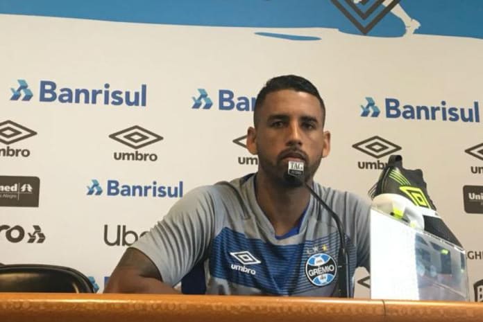 Contratações de Rômulo e Montoya pelo Grêmio não assustam Michel: Quanto mais concorrência, melhor