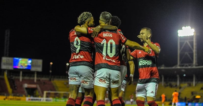 Flamengo inicia semana de preparação decisiva, de definições e à espera de reforços para a Supercopa