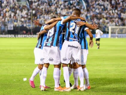 Tricolor escalado! Veja o time que Renato Gaúcho escalou para o jogo contra a Chapecoense