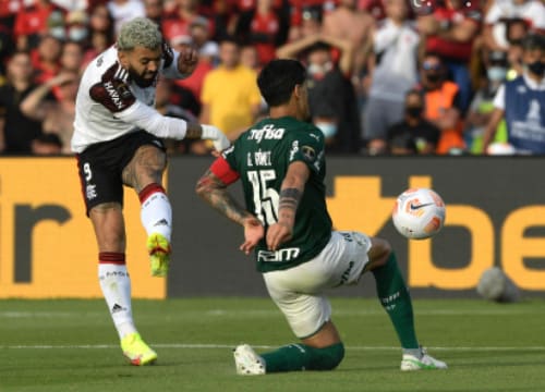 OPINIÃO: Se continuar jogando assim, Flamengo passa por cima do Palmeiras